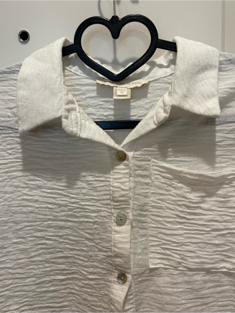 Women’s White Textured Short-Sleeve Button-Up Shirt - Picture 2 of 5